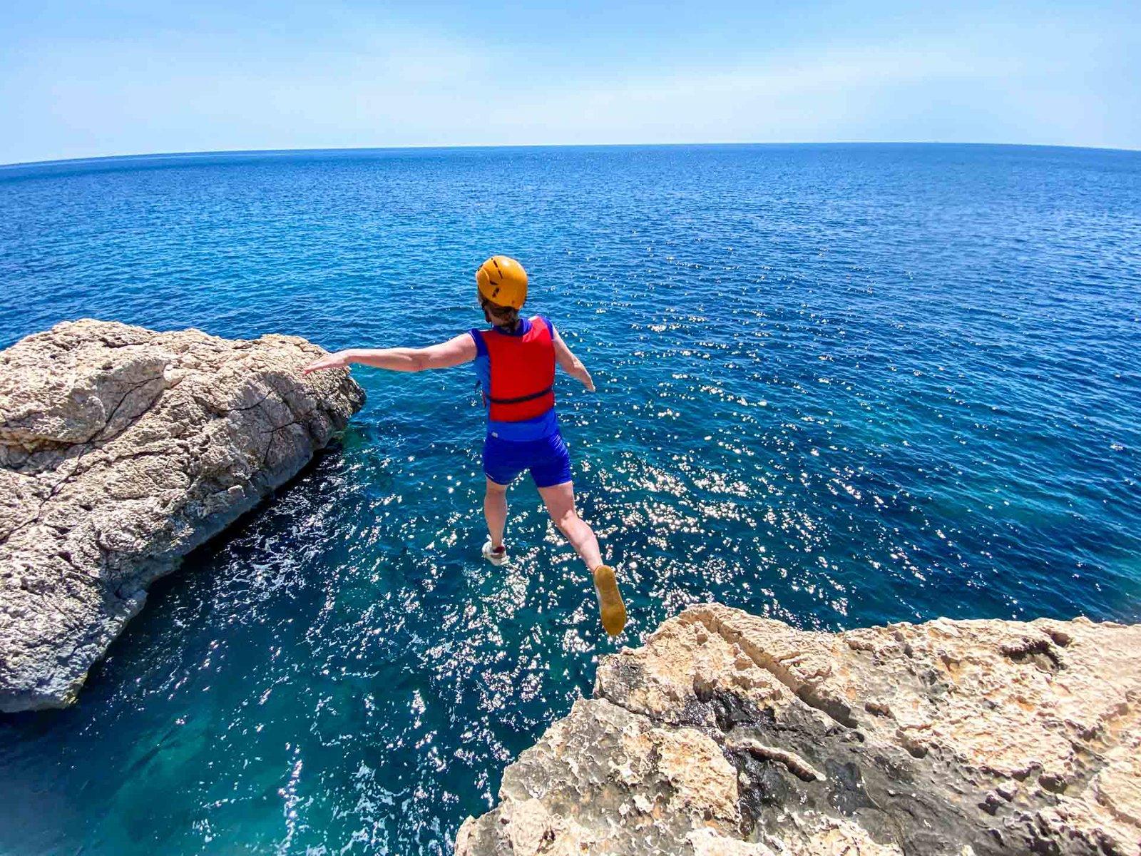 Coasteering 1