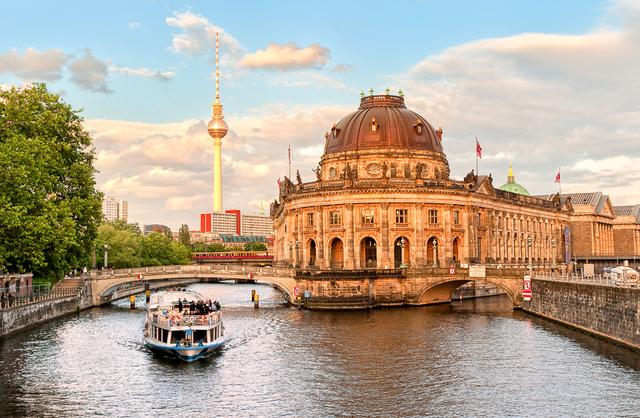 Berlin-copy-640x290_export_w950