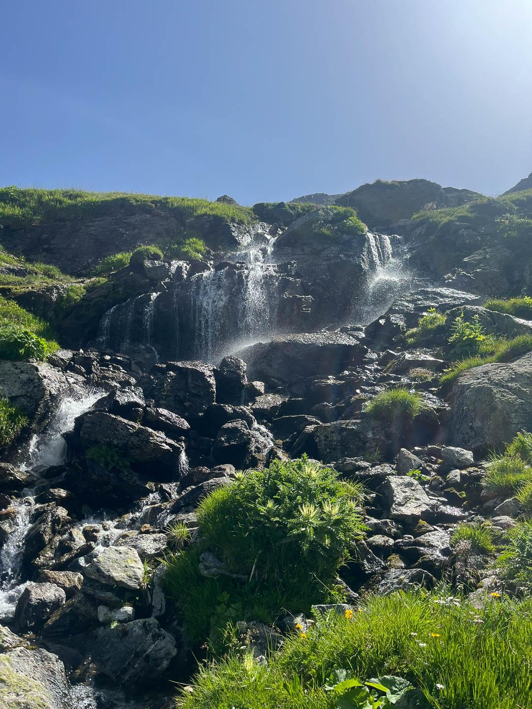 5F04A2C1 2036 4B47 BA95 711DF4B22900 1 102 O 1080