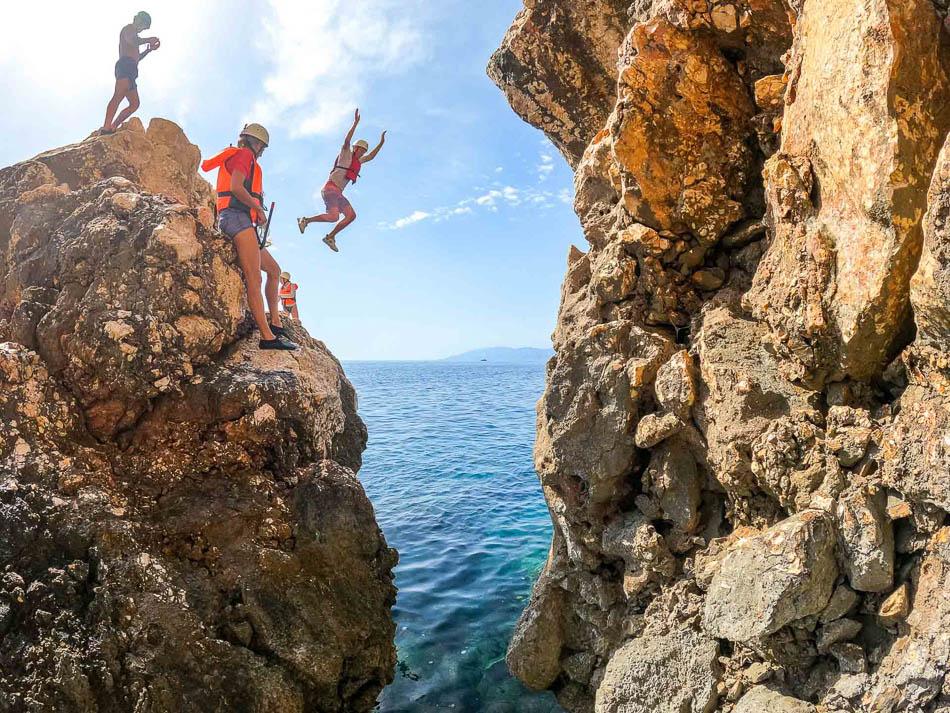 Coasteering 6 Great Italian Outdoors Agent Agent W950